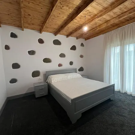 Nia's Farm Affittacamere