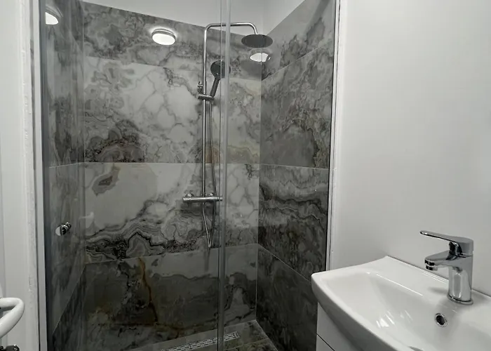 Nia's Farm Gasthof Librazhet